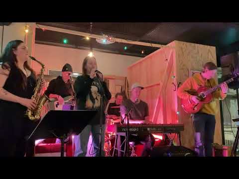 Umeå Live -  Fröken B & Ouroboroz  "Det blåser kallt"