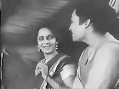 एक बात बताओ हमें गोरी — वीडियो थंबनेल