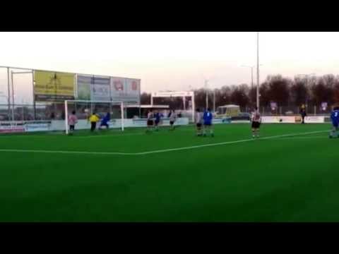 Oosterhout - Cluzona 0-1: 90+2, winnende goal Barry Perk (seizoen 2014/2015)