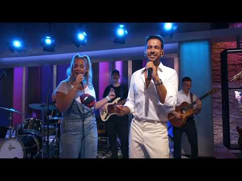 ŠPELA GROŠELJ & DOMEN KUMER - VINO in KITARA (V Živo na Aktualu)