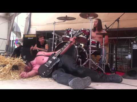 HEAVEN'S COLT - EN CONCERT A LOUHANS (CONCENTR' MOTOS) LE 20/05/2012 - VIDEO 2