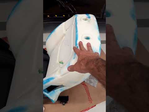 Como é um banco do carro desmontado com air bag estourado?