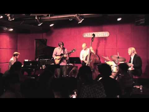 Mike Moreno Quartet Live - Airegin