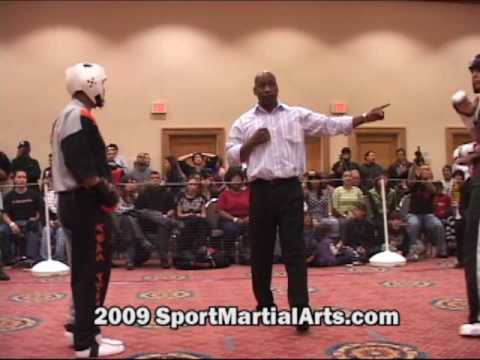 Alex Arceo v Daniel del Valle - Boys team sparring eliminations - 2009 NBL Supergrands