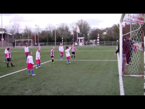 00138 Alphense Boys F11 - Thuis