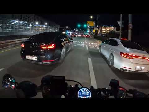 Passeio de motocicleta 4K POV na Coreia do Sul - (Noite) área de Jeonpo em Busan
