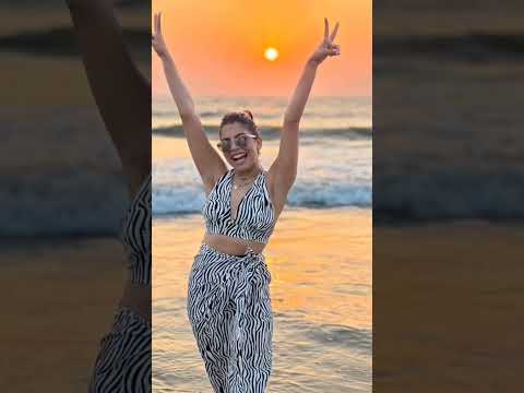 Samapti Mam In Beach ⛱️ #samaptimam #samaptishinamahapatra #pw #shorts #pwsoldier