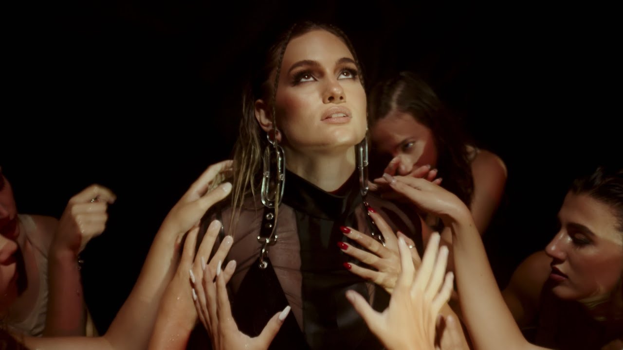 Athena Manoukian — Tet A Tet