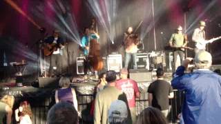 Infamous Stringdusters~Jeezum Crow Fest 2017~~ FREEDOM --- HOW FAR I&#39;D FALL FOR YOU