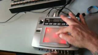 circuit bent bending korg kaoss pad kp-1 1 live vocal sample i saw mommy kissing santa claus