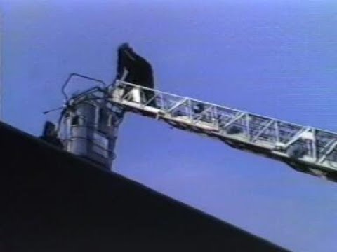 1987 Nieuwsflits juni - Hoorn:  'Enkhuizer houthandel' - Brand