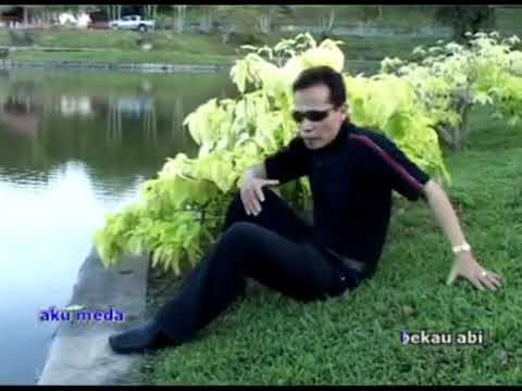 Sinu meda bekau jari–Ricky L