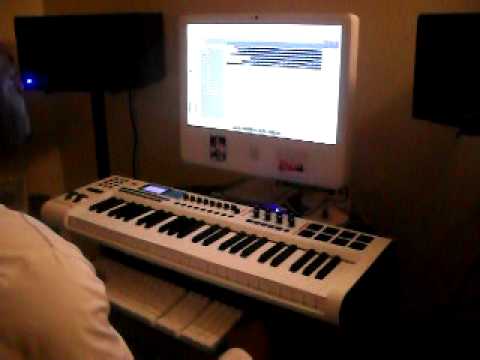 Timbaland Style Beat Making In Logic Pro 9 │ Prod By: @MagikMikeBeatz