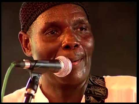 Oliver Mtukudzi - Hear Me, Lord (Live)