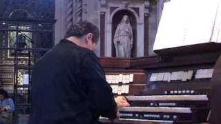 Marco Lo Muscio Plays for Steve Hackett: "Jane Seymour" (R. Wakeman) - Dusk Day 2008 - Orvieto,Duomo