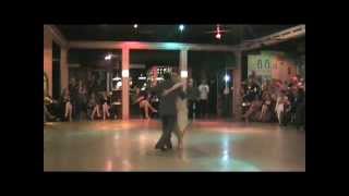 "Morena" (Esteban Morgado) - Sergio Natario y Alejandra Arrue