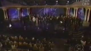 Gloria Estefan &amp; *NSYNC - Music of my Heart (The Concert of the Century for VH1 Save the Music 1999)