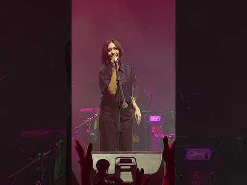 FOURTWNTY feat. Charita Utami - Mangu (Nalar Tour Album Jakarta)