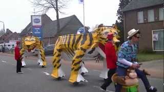 preview picture of video 'CV De Prutsers uit Luyksgestel in de carnavalsoptocht van groot Bergeijk 2013'