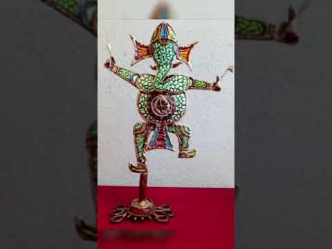 Hemalatha working process on Sculpture