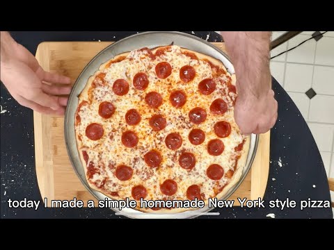 New York style pizza with Pillsbury dough #homemade #pizza #recipes