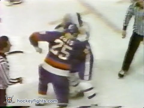 Dave Lewis vs Tiger Williams