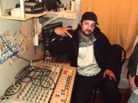 inyectando medicina. Mc FANER ft ZONASUR