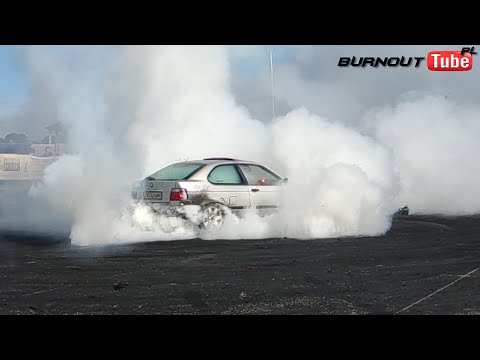 "BADOS" BMW E36 323ti 5th gear burnout - XXIII Ogólnopolski Zlot BMW Toruń 2021