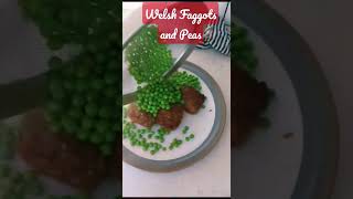 WELSH FAGGOTS &amp; PEAS #trendingshorts #viral #viralvideo  #welsh