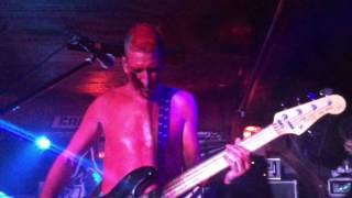 LA MITAD MÁS UNO-RESORTE-GRABACIÓN DE DVD