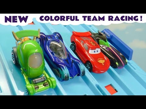 McQueen Toy Car Team Racing With The Funlings Video
