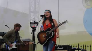 Sunny Sweeney, Everybody Else Can Kiss My Ass