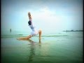 Йога на море. Сурья Намаскар (приветствие солнцу)/ Yoga on the beach. Surya ...