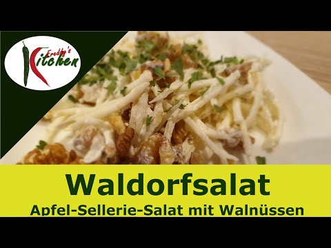 Waldorfsalat / Sellerie-Apfel-Salat mit Walnüssen - Waldorfsalad / Celery-apple-salad with walnuts