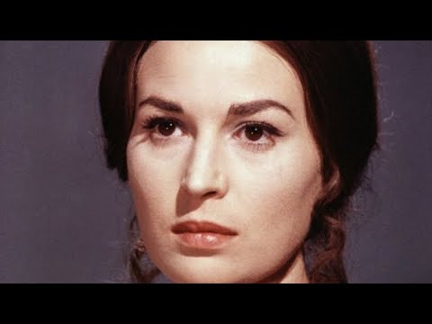 14 Sexy Photos of Silvana Mangano