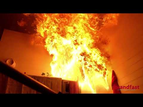 Solstickan brandfilt stoppar spisbrand.