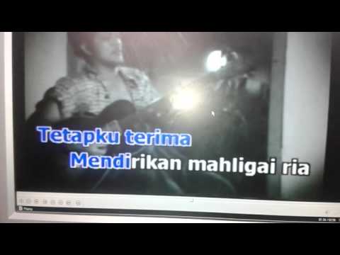 HUJAN DI TENGAH HARI...NANYIAN ADINGADET...