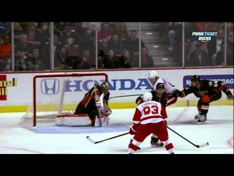 Justin Abdelkader goal 1-1 Mar 22 2013 Detroit Red Wings vs Anaheim Ducks NHL Hockey. Hat trick