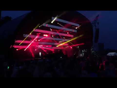 Carl Cox plays Ranchatek - Bring It Back (Gary Burrows Remix) Orange Recordings @ Dublin 2018