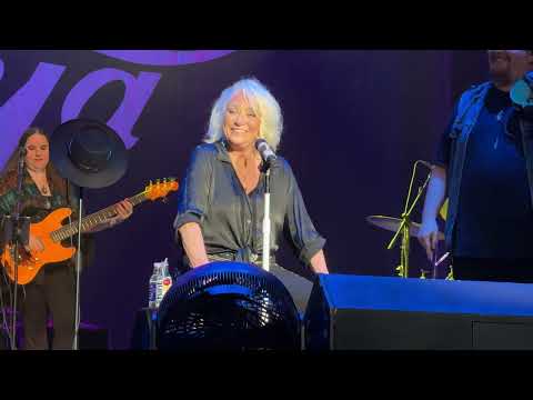 Tanya Tucker  -  Don't Believe My Heart Can Stand Another You