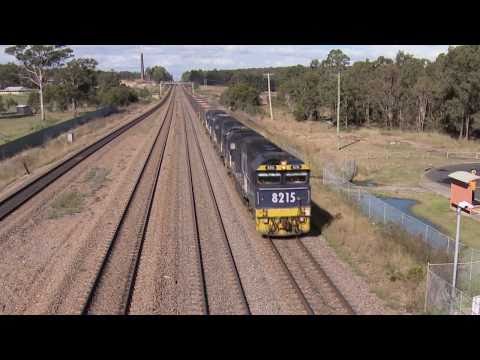 Coal Trains in Australia with  "82 class" Diesel locomotives - railroads and trains