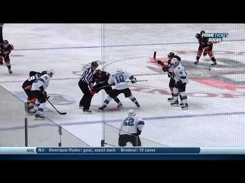 Mike Brown vs Patrick Maroon Dec,31 2013