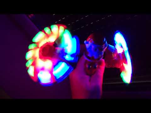 LED XXL MEGA Weihnachts DOPPEL WIRBLER Rotor SPACEBALLS fliegende BÄNDER bunte LEDs