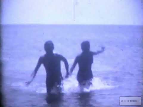 Anteprima del video Una domenica al mare