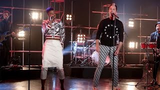 Fitz and The Tantrums Perform &#39;HandClap&#39;
