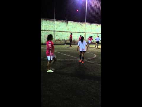 Las chicas de la Ruffo Figueroa derrotan 5 - 2 Soccer Queens