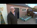 Zo maakt Rinus van Proosdij glaskunst | UIT met Esther