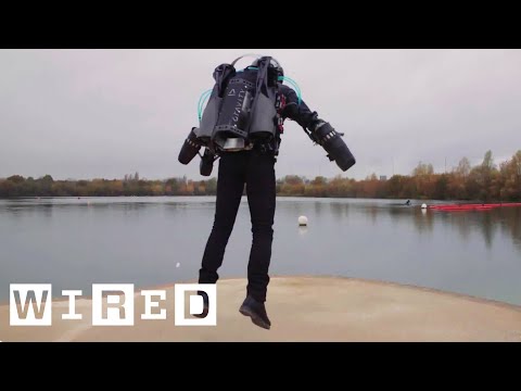 人類の夢「空飛ぶジェットスーツ」実用化への道のり  | Obsessed | WIRED Japan