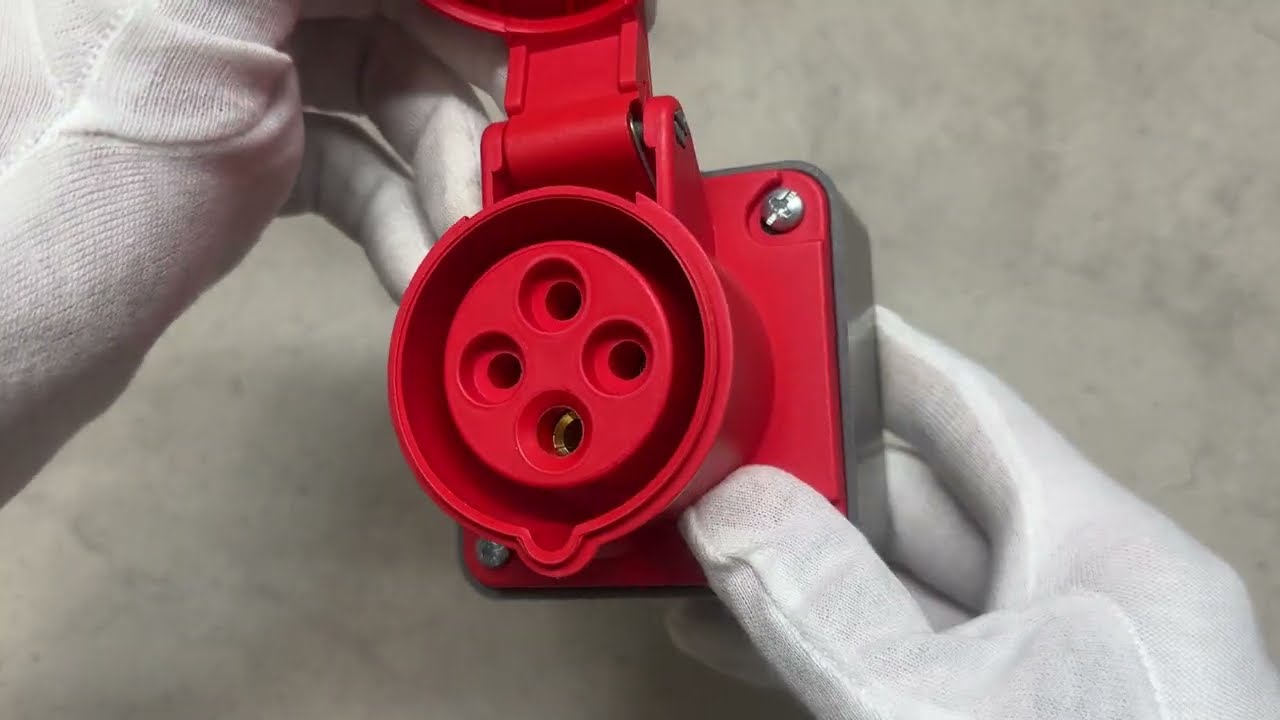 Розетка накладна 380V 4х16A поліамід IP44 Bemis BC1-1504-2510