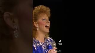 Can’t Even Get the Blues No More / I Know How He Feels / One Honest Heart…#Fyp #Reba #MashUp
